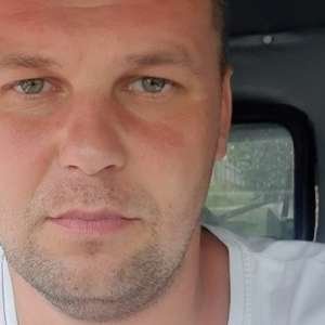 Василь , 29 лет