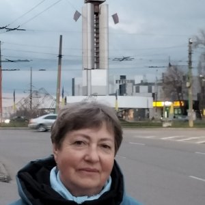 Зоя , 64 года