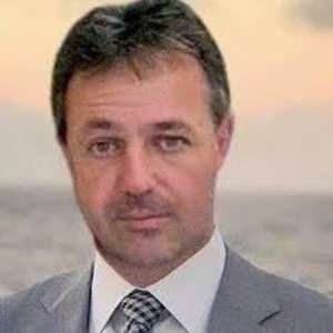 Dr David Connor Connor, 64 года