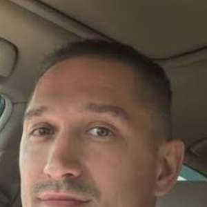 Саша , 43 года