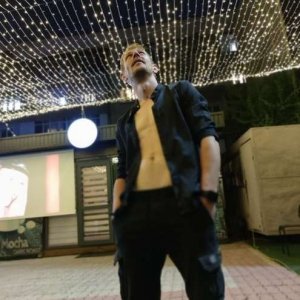 Артём , 33 года