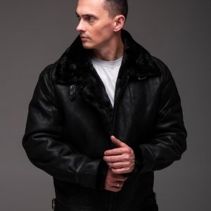 Саша , 32 года