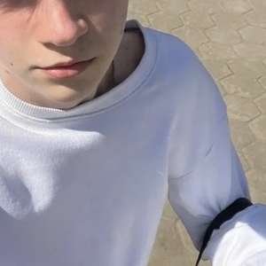 Андрей , 18 лет