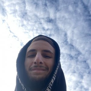 Омар , 24 года