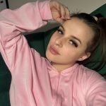 VIKTORIIA : 