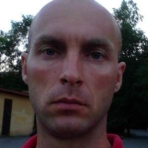 Dima , 44 года