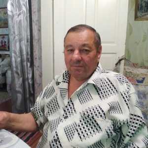 Віктор Бузеновськиц, 75 лет