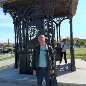 Геннадий , 47 лет