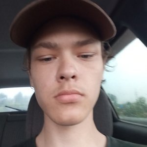 Николай , 18 лет