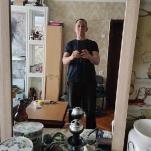 Roman , 43 года