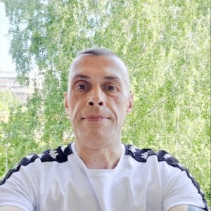 Олег , 49 лет