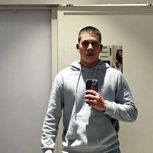 Коля , 19 лет