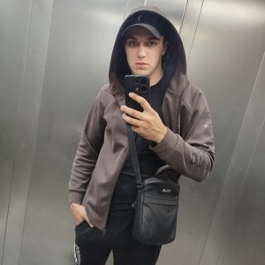 OLEKSANDR , 20 лет