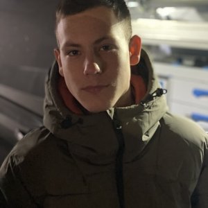 Александр , 19 лет