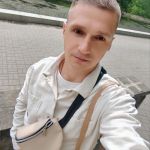 Максим Ромейко: 
