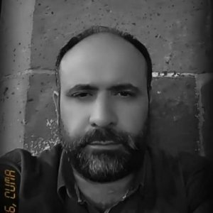 Harun , 44 года