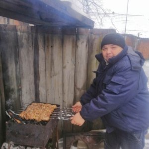 Микола , 45 лет
