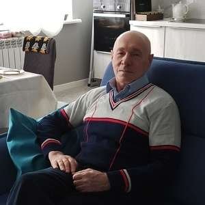 Влад , 72 года