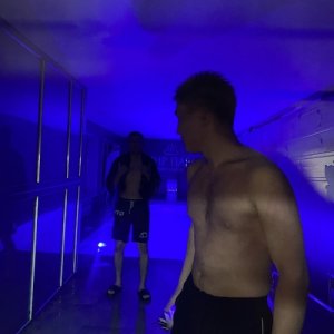 Азиат , 21 год