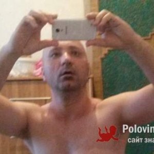 Себостьян , 44 года