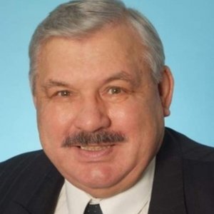 Viktor , 76 лет