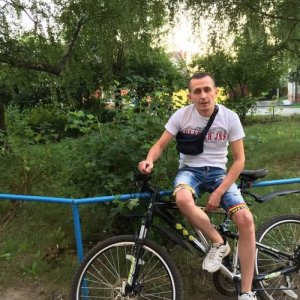 Виктор , 42 года