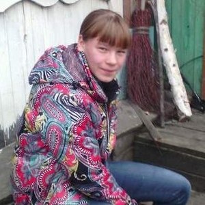 Аленка Суханова, 25 лет