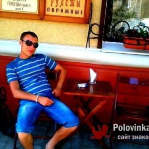 Артем , 33 года
