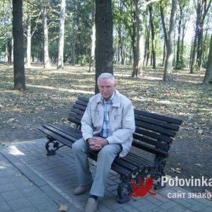 Андрей , 71 год