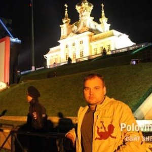 Alex , 48 лет