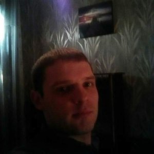 Максим , 32 года