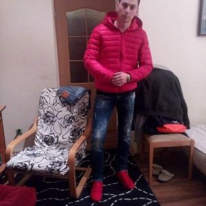 Staff , 34 года