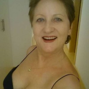 Maria , 72 года