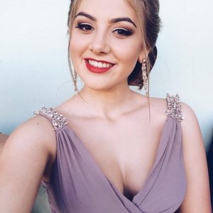Анна , 27 лет