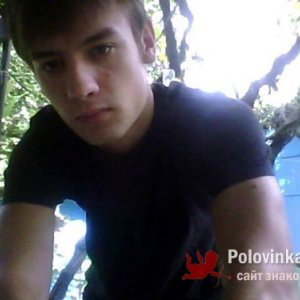 Михаил Бондарев, 27 лет