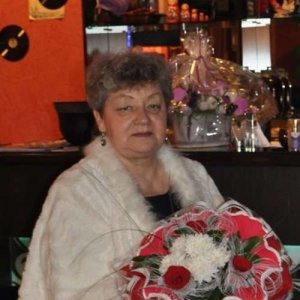 Галина , 78 лет