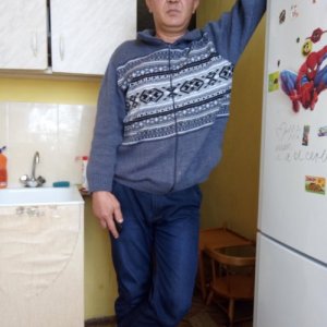 Руслан , 45 лет
