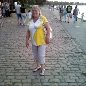Зоя , 72 года