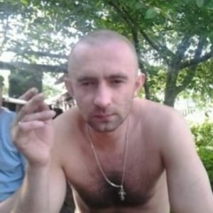 денис жук, 44 года