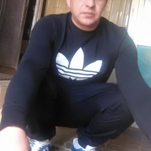 Александр е, 40 лет