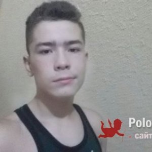 Азиз Шариопв, 26 лет