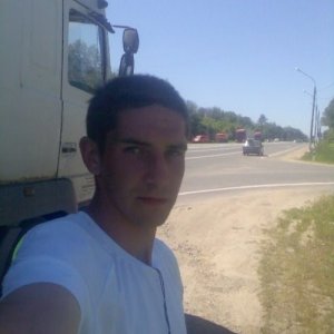 Паша кукшев, 32 года