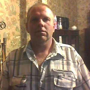 Саша , 47 лет