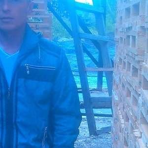Юрий , 40 лет