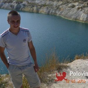 Денис , 33 года