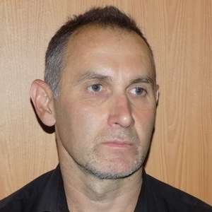 Bond , 59 лет