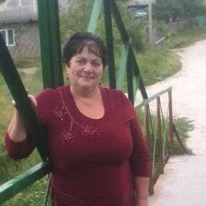 Lena , 64 года