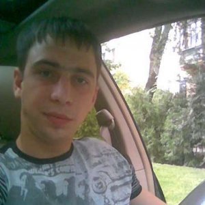 Леонид Пантелеев, 33 года