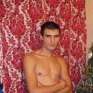 юрий Чайка, 38 лет