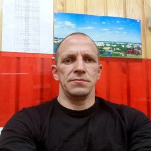 Анатолий , 49 лет